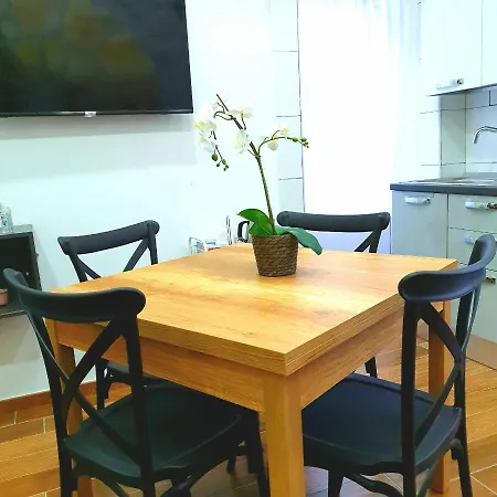 Old Town House Neapol