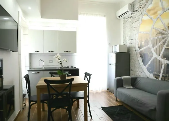 アパート Old Town House ナポリ