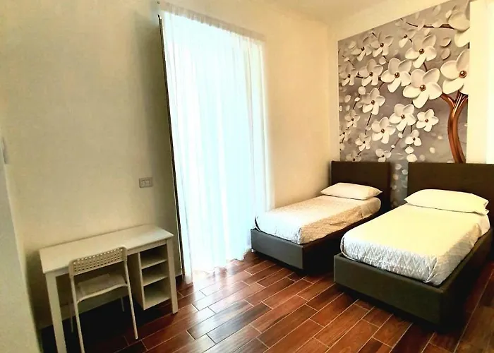 Old Town House アパート