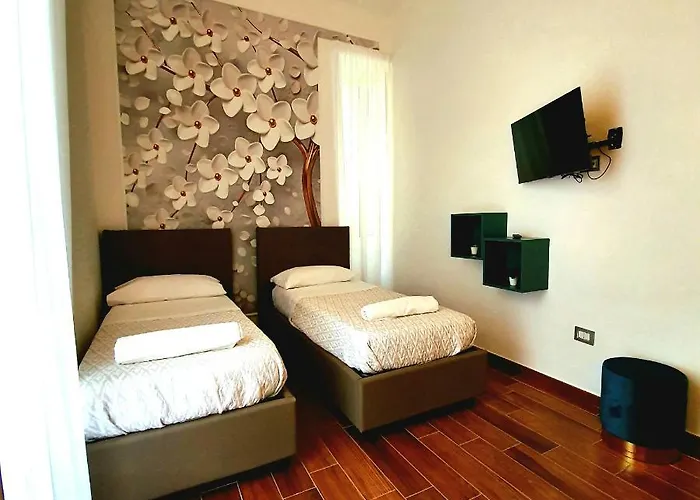 Old Town House アパート